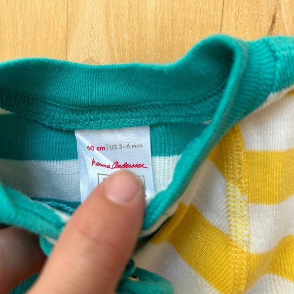 Bundle of Hanna Andersson jammies - Picture 3 of 8